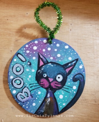 Boo! Kitty ornament