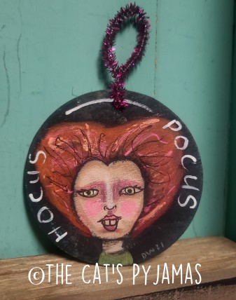 Hocus Pocus Winnie ornament